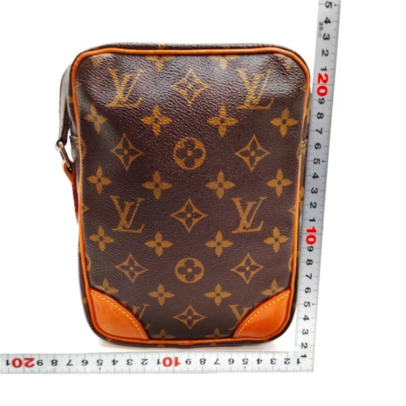 Louis Vuitton Danube crossbody - Picture 2 of 8
